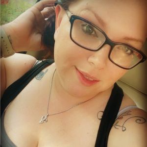 Meet your Posher, Karissa